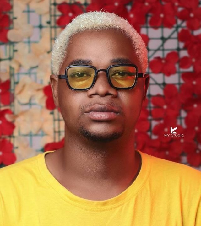 Tshunami ft. Filho Do Zua - Comeram a Minha Banana