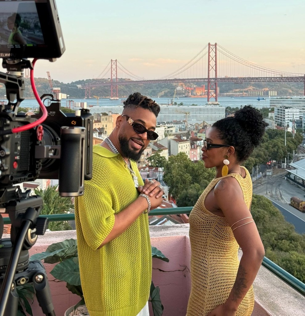 As One 1820 - Bu Beijo