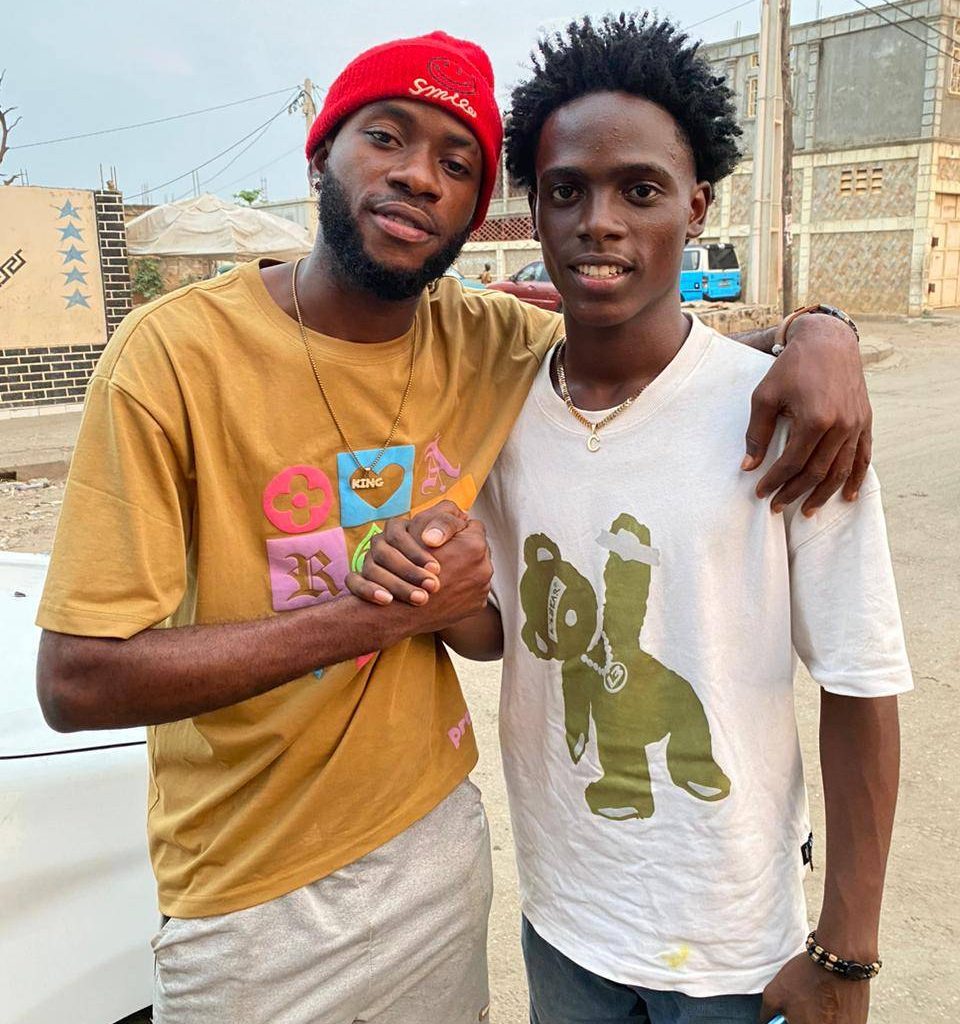 Pequeno Chaba ft. Rafael Beats - Me Leva