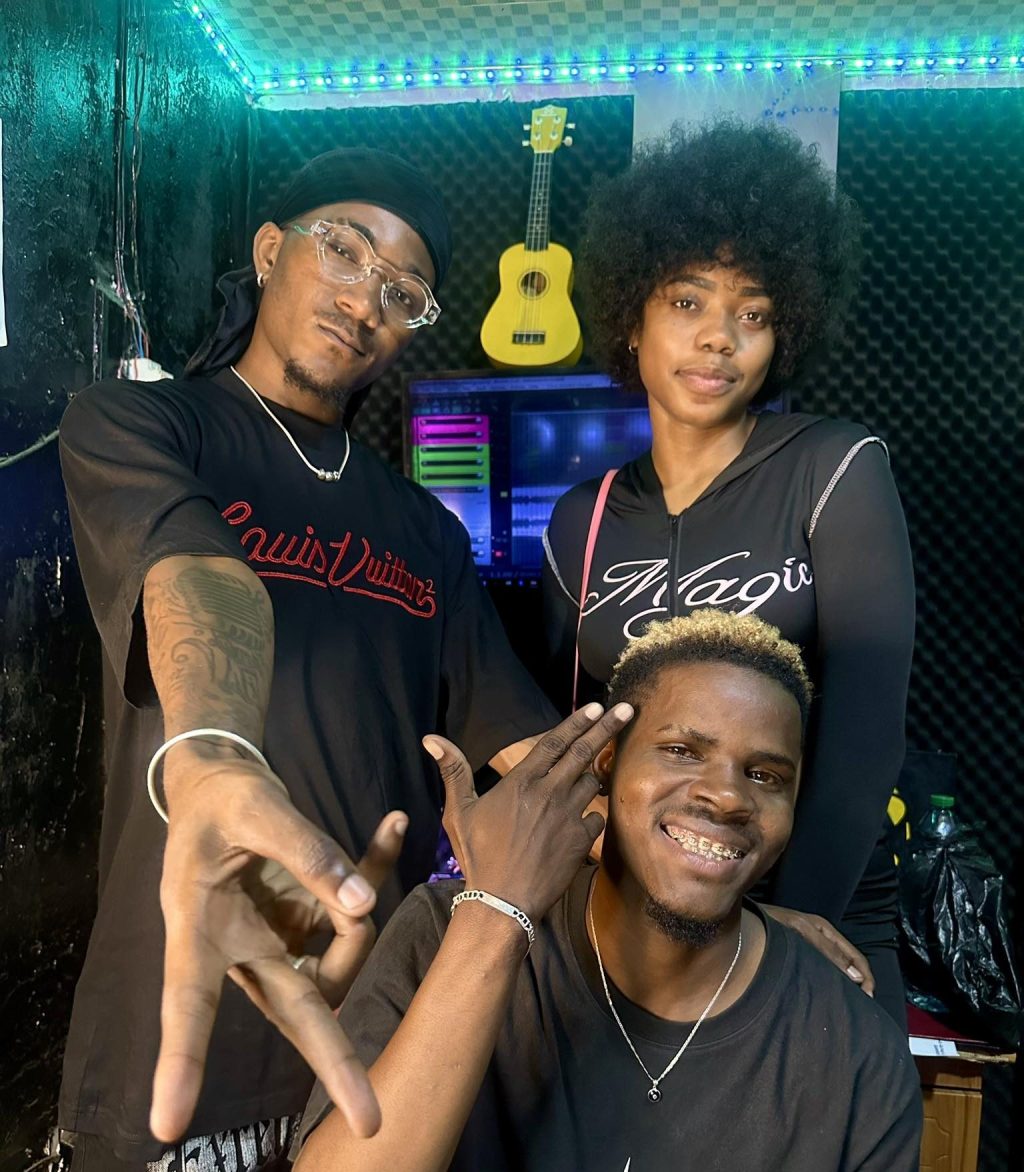 Mostrinho Truca ft. Delma Silva - Aputarada